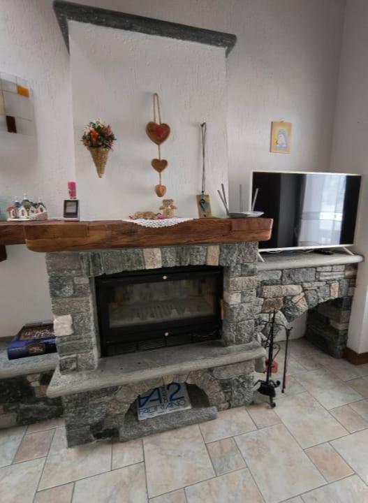The Love - Sei Posti Letto Con Bellissimo Panorama Champoluc Exterior photo